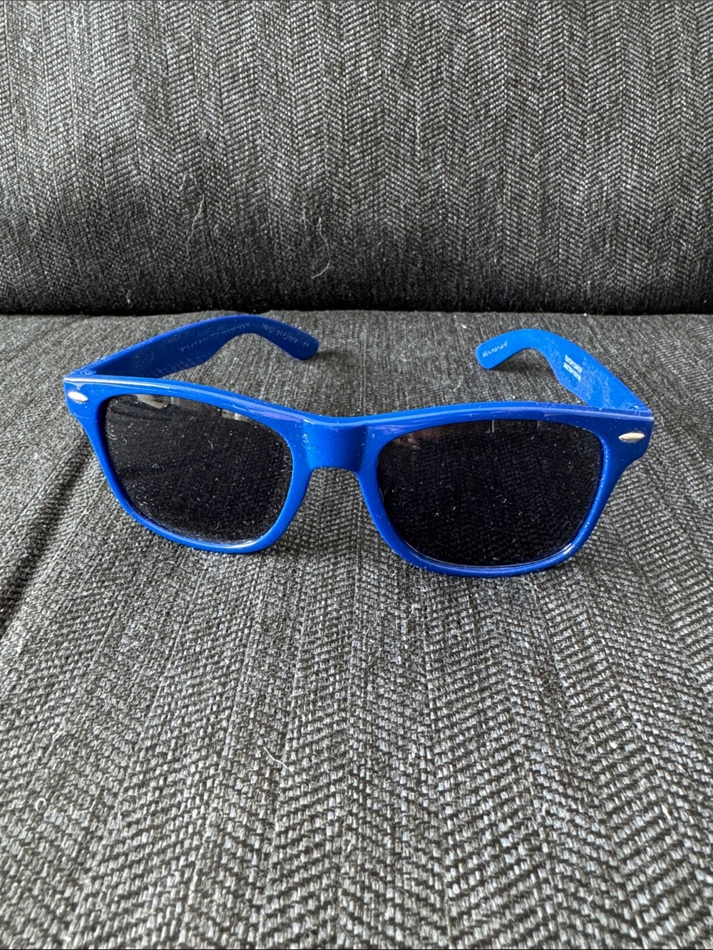 LA Rams Blue Wayfarer-Style Sunglasses (gender neutral)